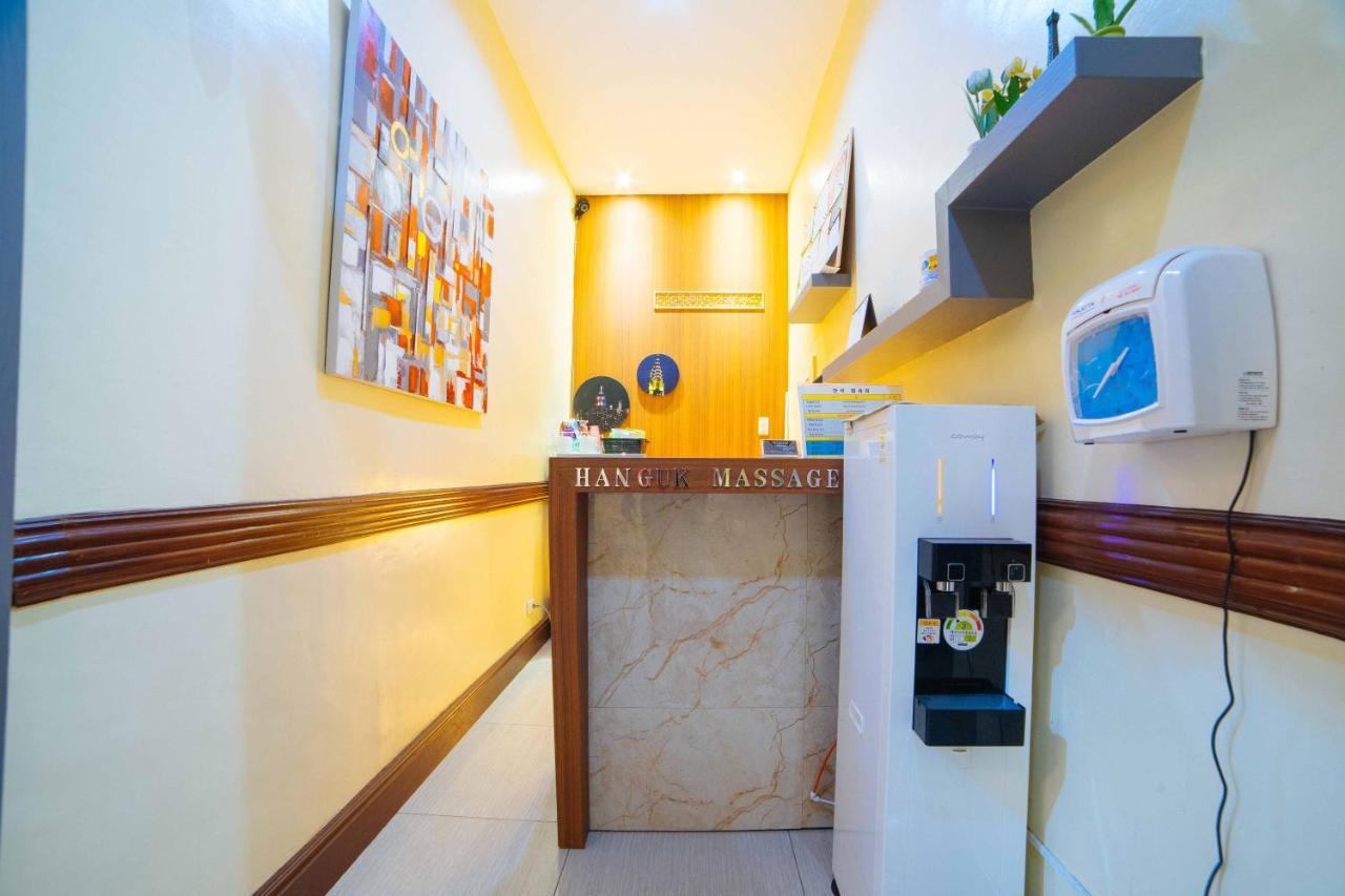 Reddoorz Premium @ Korea Town Angeles City Exteriér fotografie